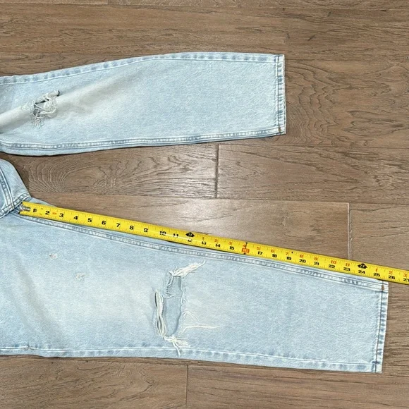 &denim 90's Boyfriend Women’s Jeans Size 4 Distressed Jeans - Picture 6 of 9